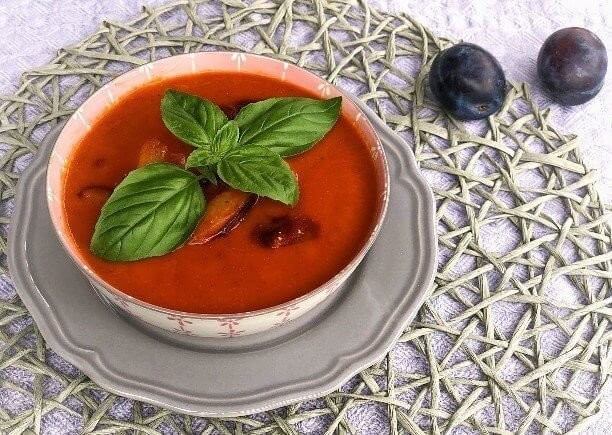 Zwetschgen Tomaten Suppe