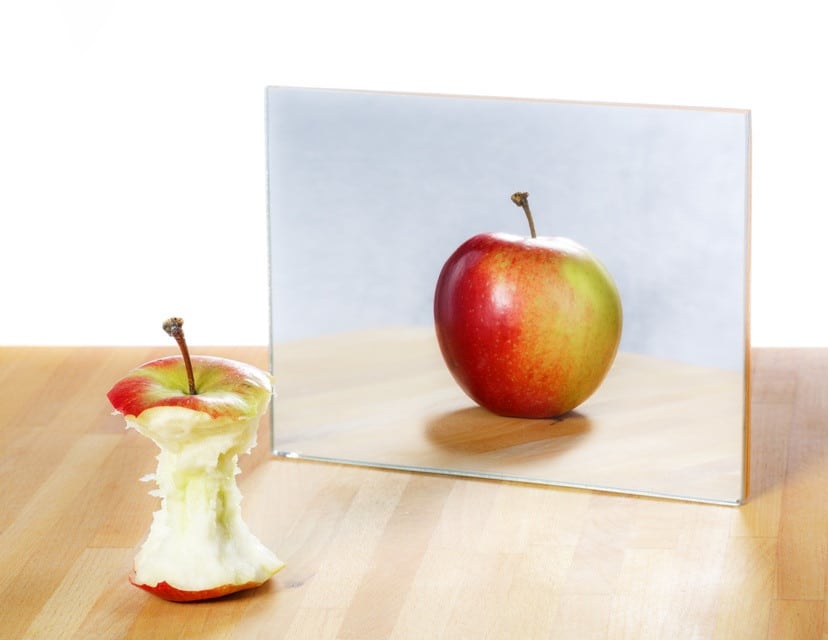 Spiegelbild Bild AdobeStock Urheber fotorince